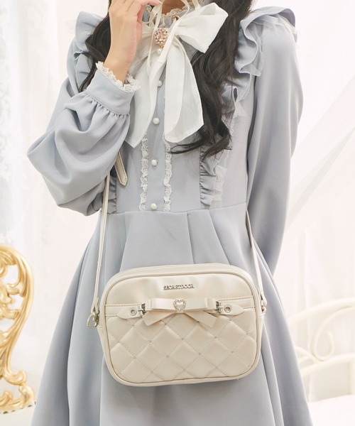 Pium スタッズ付き リボン ショルダーバッグ 2wayキルティングスタッズミニバッグ – pium