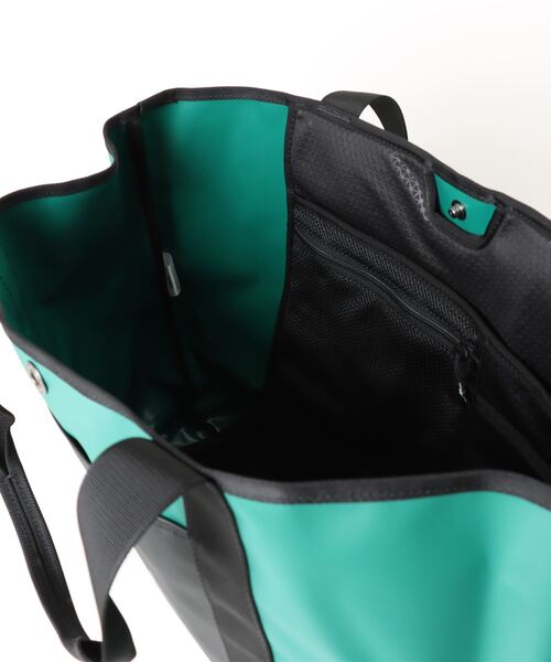THE NORTH FACE(ザノースフェイス)の「【THE NORTH FACE/ザ ノースフェイス】BC STANDARD TOTE PLUS(トートバッグ・メンズ・ブラック/パープル/イエロー系その他/グリーン/ブルー系その他/ホワイト/カーキ/グリーン系その他/ブラック系その他/グレー/イエロー/ピンク・FREE)」の15枚目の写真
