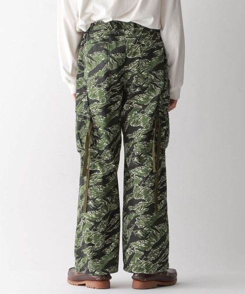 RAGEBLUE（レイジブルー）の「カモフラージュ柄ミリタリーカーゴ/パラシュートパンツ（カーゴパンツ・メンズ・グレー系その他/カーキ・MEDIUM/LARGE）」の13枚目の写真