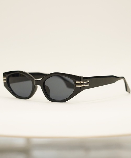 GLARE（グレア）の「【GLARE】サイドライン サングラス / Sideline Sunglasses（サングラス・レディース・ブラック・ONE SIZE）」の6枚目の写真