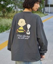 SNOOPY（スヌーピー）の「【PEANUTS / SNOOPY】別注 ピーナッツ スヌーピー ヴィンテージプリント オーバーサイズロンT（Tシャツ/カットソー）」