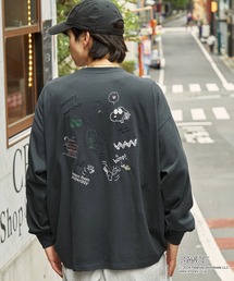 SNOOPY（スヌーピー）の「【PEANUTS / SNOOPY】別注 ピーナッツ スヌーピー ヴィンテージプリント オーバーサイズロンT（Tシャツ/カットソー）」