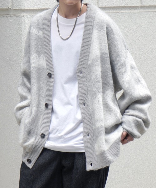 Confirm(コンファーム)の「モヘアライク ルーズシルエット グラデーション アブストラクト煙柄ジャガード シャギーニットカーディガン ユニセックス【Confirm】(カーディガン/ボレロ・メンズ・グリーン/ブラウン/ブラック/ミント/グレー・M/L)」の16枚目の写真