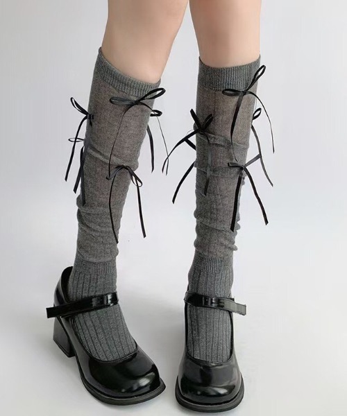 CALIFORNIA OUTFITTERS(カリフォルニア アウトフィッターズ)の「3-8E22 ガーリーリボン シアーハイソックス(ソックス/靴下・レディース・ブラック/ホワイト×ブラック/グレー/グレー系/ベージュ・ONESIZE)」の4枚目の写真