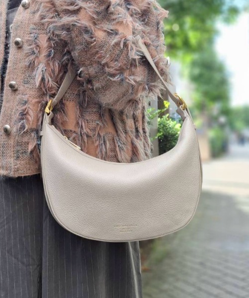 【CHRISTIAN VILLA】ムーンバッグ（ショルダーバッグ）｜Scrap Book（スクラップブック） 31,900円