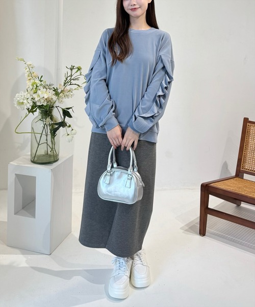 clear（クリア）の「袖フリルスウェットトップス [大人 カジュアル 着回し力抜群]≪再入荷≫（スウェット・レディース・ブルーグレー/ブラック/オフホワイト・F）」の10枚目の写真