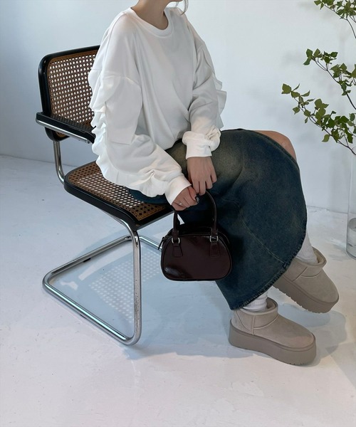 clear（クリア）の「袖フリルスウェットトップス [大人 カジュアル 着回し力抜群]≪再入荷≫（スウェット・レディース・ブルーグレー/ブラック/オフホワイト・F）」の6枚目の写真