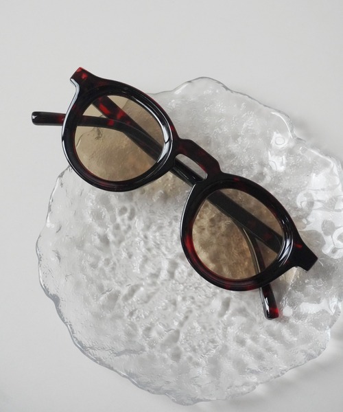 Port（ポート）の「【 antique andico / アンティーク アンディコ 】 レトロ 太フレーム カラーレンズ サングラス_（サングラス・レディース・ブラウン/グリーン・FREE）」の2枚目の写真