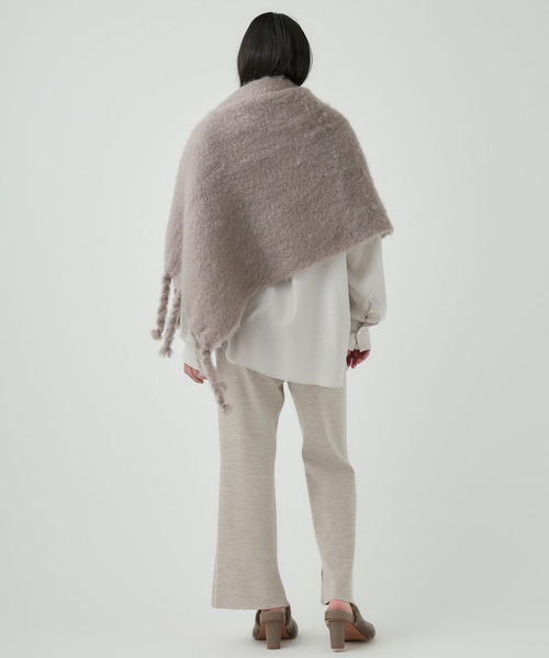 Chaos(カオス)の「Chaos(カオス)/<MANTAS ESCARAY>別注モヘアストール(マフラー・レディース・ライトブルー/オフホワイト/モカ・FREE)」の9枚目の写真