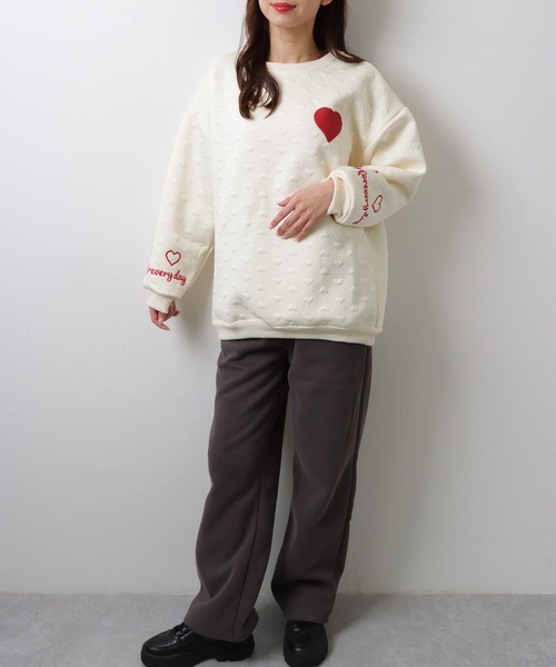 Lace Ladies(レースレディース)の「配色 ぽこぽこ ハート柄 長袖 プルオーバー(スウェット・レディース・アイボリー/ブラック/グレー・M/XL)」の13枚目の写真