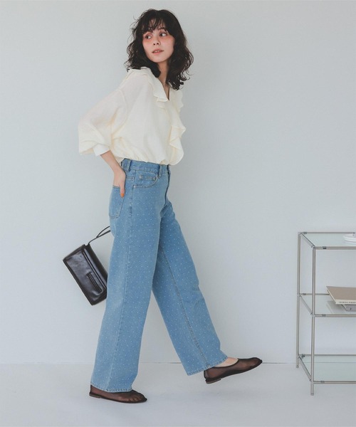 titivate（ティティベイト）の「フリルカラーオーバーブラウス（シャツ/ブラウス・レディース・ブラック/アイボリー/ライトベージュ/ブルー・M/S/L）」の16枚目の写真