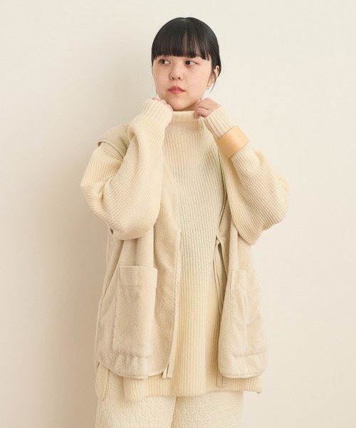 AMBIDEX（アンビデックス）の「片畦 ハイネックプルオーバー（ニット/セーター・レディース・ピンク/アイボリー/ネイビー/グリーン/レッド・FREE）」の2枚目の写真