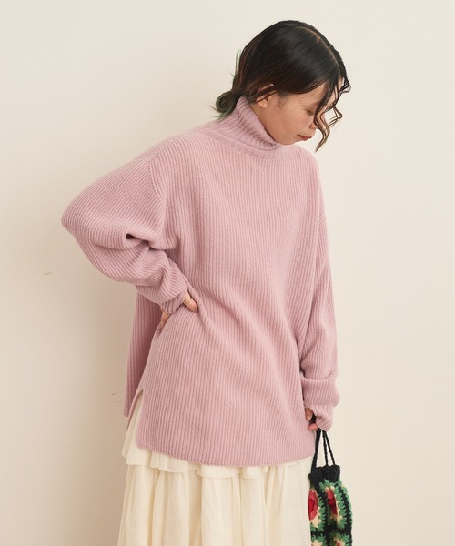 AMBIDEX（アンビデックス）の「片畦 ハイネックプルオーバー（ニット/セーター・レディース・ピンク/アイボリー/ネイビー/グリーン/レッド・FREE）」の9枚目の写真