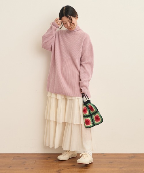 AMBIDEX（アンビデックス）の「片畦 ハイネックプルオーバー（ニット/セーター・レディース・ピンク/アイボリー/ネイビー/グリーン/レッド・FREE）」の13枚目の写真