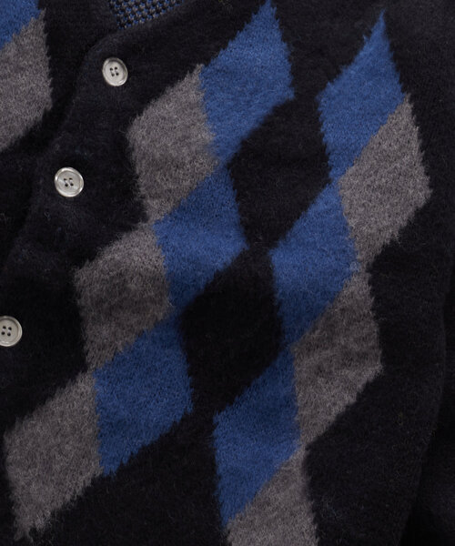 WHO'S WHO gallery（フーズフーギャラリー）の「【UNISEX/ユニセックス】アーガイルモヘアライクカーディガン（カーディガン/ボレロ・レディース・グリーン/キャメル/ブラック・MEDIUM/LARGE）」の14枚目の写真