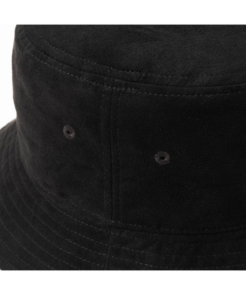 CALEE（キャリー）の「FAUX SUEDE BUCKET HAT（ハット・メンズ・アッシュブラウン/ブラック・MEDIUM/LARGE）」の7枚目の写真