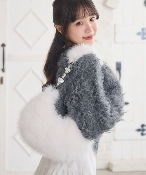 ems excite（エムズエキサイト）の「ファーバッグ（ショルダーバッグ・レディース・オフホワイト/ベージュ/ブラウン・ONE SIZE）」の2枚目の写真