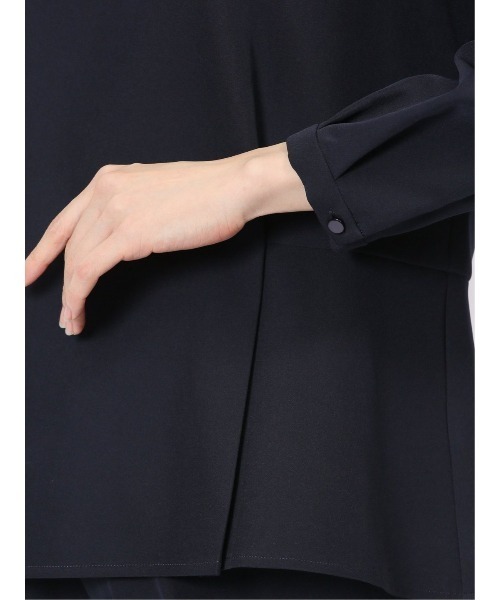 m.f.editorial（エムエフエディトリアル）の「【ストレッチ】m.f.エディトリアルレディース ペプラム プルオーバーブラウス 紺(セットアップ可能)（シャツ/ブラウス・レディース・ネイビー・MEDIUM/LARGE）」の3枚目の写真