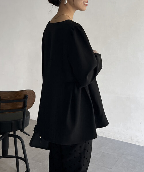 Chez toi（シェトワ）の「【セレモニー対応可】ペプラムブラウス（シャツ/ブラウス・レディース・ブラック/ネイビー/オフホワイト・FREE）」の19枚目の写真