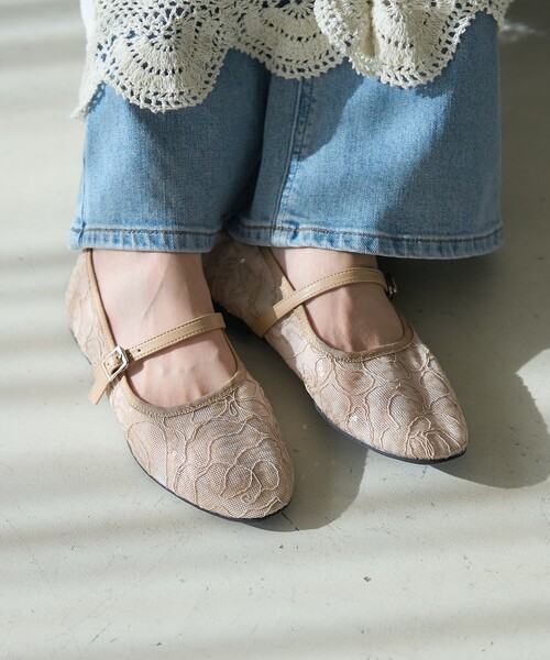 FREAK'S STORE(フリークスストア)の「ROVERETO/ロベレート シアーレース メリージェーン フラットシューズ(その他シューズ・レディース・ブラック/ベージュ・36/37/38)」の2枚目の写真