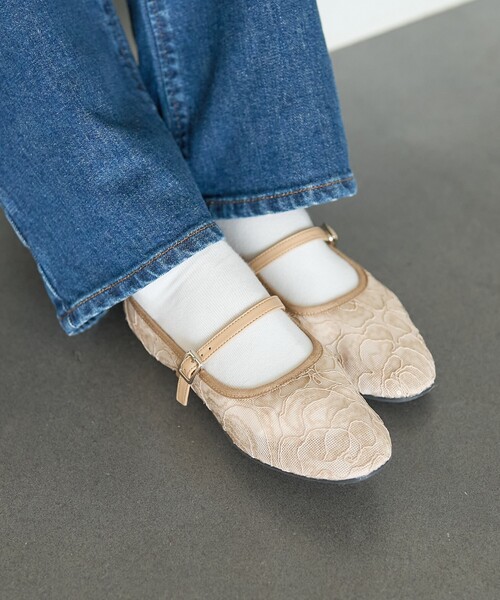 FREAK'S STORE(フリークスストア)の「ROVERETO/ロベレート シアーレース メリージェーン フラットシューズ(その他シューズ・レディース・ブラック/ベージュ・36/37/38)」の5枚目の写真