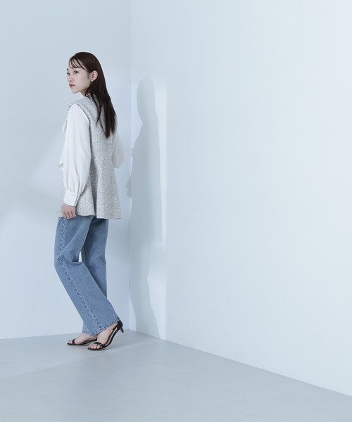 NATURAL BEAUTY BASIC（ナチュラルビューティーベーシック）の「◇【美人百花掲載】センタープレスストレートデニムパンツ（デニムパンツ・レディース・ブルー系その他2/ブルー・SMALL/MEDIUM/P/S）」の4枚目の写真