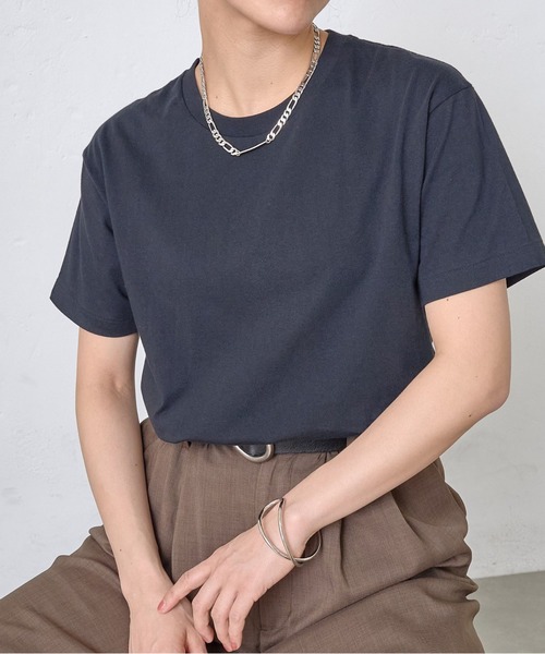 COLONY 2139(コロニートゥーワンスリーナイン)の「ラウンドボディコットンTシャツ(Tシャツ/カットソー・メンズ・サックスブルー/ブラック/グレー/ネイビー/ブラウン/ブラック系その他/ミント/ホワイト・X-SMALL/X-LARGE/LARGE/MEDIUM/SMALL)」の2枚目の写真