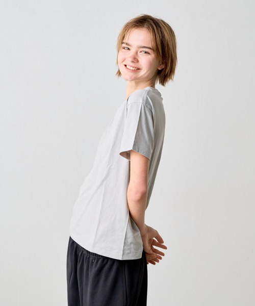 COLONY 2139(コロニートゥーワンスリーナイン)の「ラウンドボディコットンTシャツ(Tシャツ/カットソー・メンズ・サックスブルー/ブラック/グレー/ネイビー/ブラウン/ブラック系その他/ミント/ホワイト・X-SMALL/X-LARGE/LARGE/MEDIUM/SMALL)」の21枚目の写真