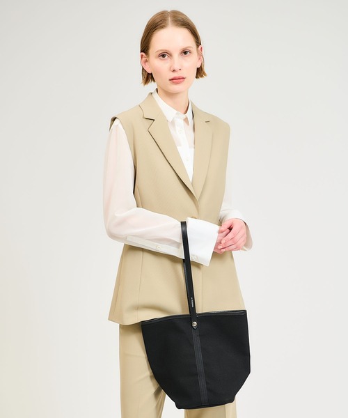 ESTNATION（エストネーション）の「LA TESORINA / セッキエロ バッグ（ショルダーバッグ・レディース・ベージュ/ブラック・FREE）」の2枚目の写真