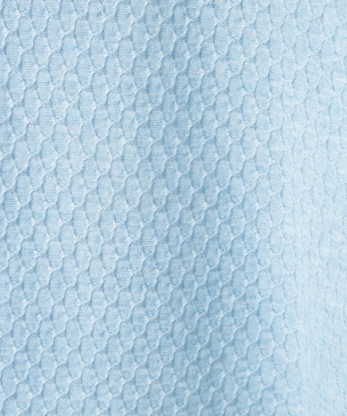 MEN'S BIGI(メンズビギ)の「シャーリングジャカードクルーネックカットソー(Tシャツ/カットソー・メンズ・ホワイト/ブラック/ブルー・01/02/03/04)」の9枚目の写真