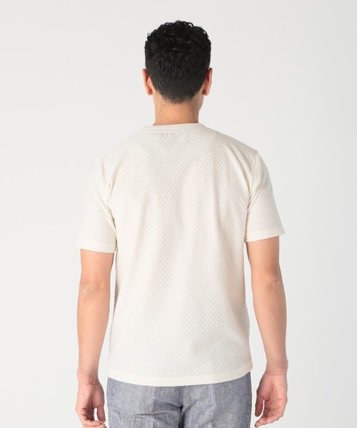 MEN'S BIGI(メンズビギ)の「シャーリングジャカードクルーネックカットソー(Tシャツ/カットソー・メンズ・ホワイト/ブラック/ブルー・01/02/03/04)」の12枚目の写真