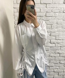 スパンブロードフロントドロストシャーリングシャツ