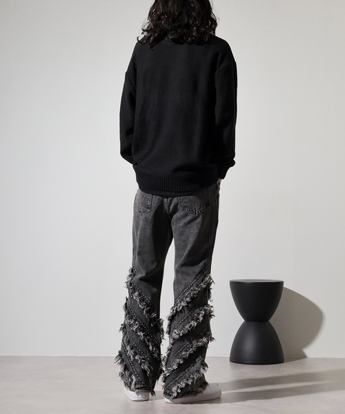 REGIEVO(レジエボ)の「Fringe flare denim pants / フリンジフレアデニムパンツ unisex(デニムパンツ・メンズ・インディゴブルー/ブラック・L/M)」の15枚目の写真