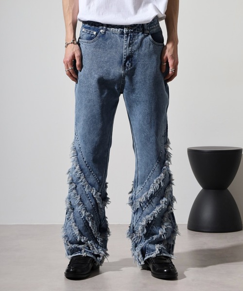 REGIEVO(レジエボ)の「Fringe flare denim pants / フリンジフレアデニムパンツ unisex(デニムパンツ・メンズ・インディゴブルー/ブラック・L/M)」の22枚目の写真