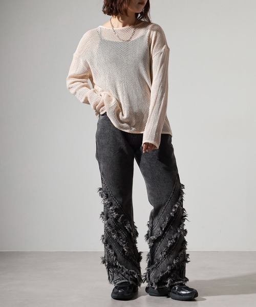 REGIEVO(レジエボ)の「Fringe flare denim pants / フリンジフレアデニムパンツ unisex(デニムパンツ・メンズ・インディゴブルー/ブラック・L/M)」の6枚目の写真