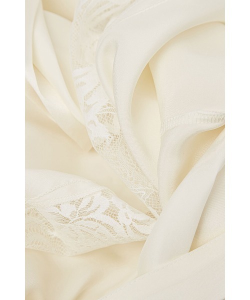 Intimissimi（インティミッシミ）の「The Simplest Pleasures シルク ロングナイトガウン（ガウン/バスローブ・レディース・アイボリー・S/M/M/L）」の6枚目の写真