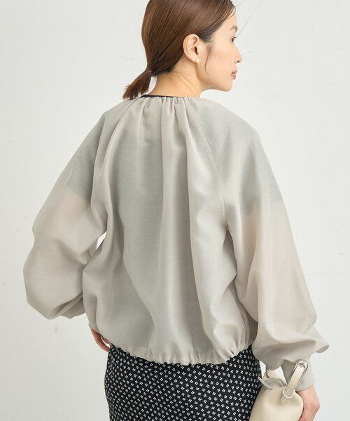 IENA（イエナ）の「シアーノーカラーブルゾン（その他アウター・レディース・ベージュ/ネイビー・FREE）」の8枚目の写真