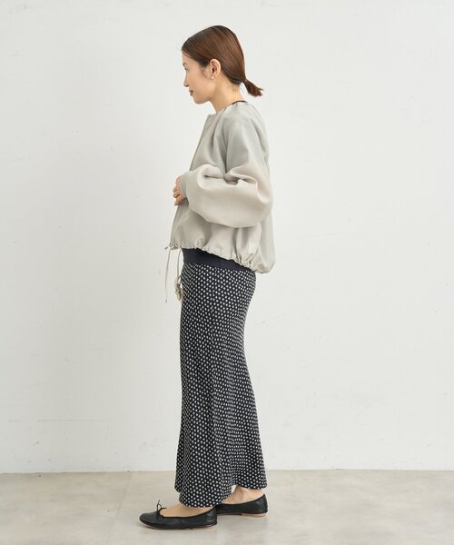 IENA（イエナ）の「シアーノーカラーブルゾン（その他アウター・レディース・ベージュ/ネイビー・FREE）」の12枚目の写真