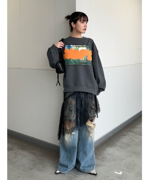 SLY（スライ）の「PUFFER LOGO PHOTO SW TOPS パッファー ロゴ フォト スウェット トップス トレーナー（スウェット・レディース・ホワイト/杢グレー/ライトブラック・FREE）」の22枚目の写真