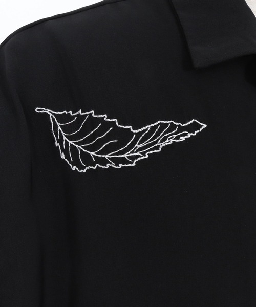 ADAM PATEK(アダムパテック)の「【ADAMPATEK/アダムパテック】ovmad embroidery short sleeve shirt/刺繍入りドレープ半袖シャツ(シャツ/ブラウス・レディース・ブラック/ホワイト・2/1)」の18枚目の写真