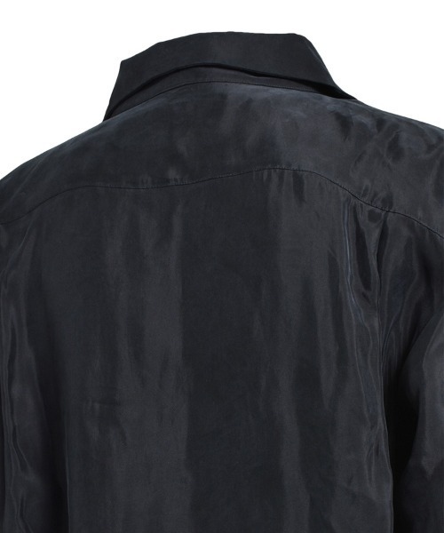 BREATH(ブレス)の「【BREATH / ブレス】SCRIPT LOGO SATIN SHIRT / ブラック [BR25SS-(シャツ/ブラウス・メンズ・ブラック・M/L)」の7枚目の写真