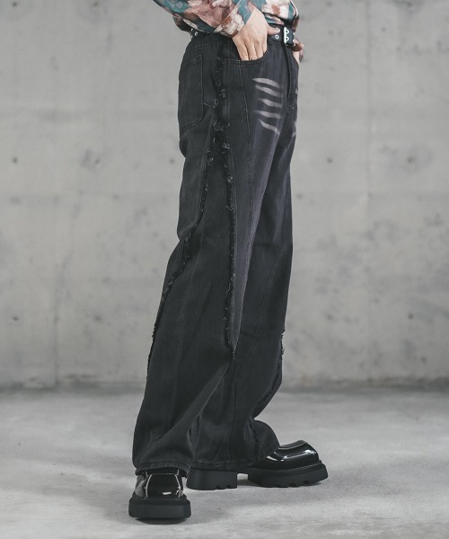 Shoowtime(ショウタイム)の「Side fringe design vintage wash denim pants / サイドフリンジデザインビンテージウォッシュデニムパンツ(デニムパンツ・メンズ・ブラック系/ブルー系・X-LARGE/LARGE/MEDIUM)」の18枚目の写真