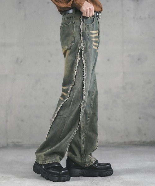Shoowtime(ショウタイム)の「Side fringe design vintage wash denim pants / サイドフリンジデザインビンテージウォッシュデニムパンツ(デニムパンツ・メンズ・ブラック系/ブルー系・X-LARGE/LARGE/MEDIUM)」の5枚目の写真