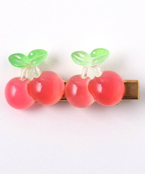 apres les cours（アプレレクール）の「さくらんぼヘアクリップ（バレッタ/ヘアクリップ・キッズ・レッド・FREE）」の4枚目の写真