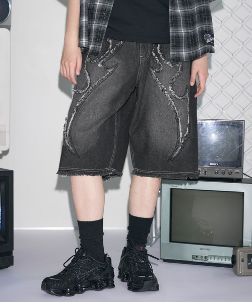 MSG(エムエスジー)の「Buyer's Select/バイアス&トライバルフリンジ5ポケットBIGショーツ(その他パンツ・メンズ・ブラック系/ブラック系2/ネイビー系/ネイビー系2・M/L)」の14枚目の写真