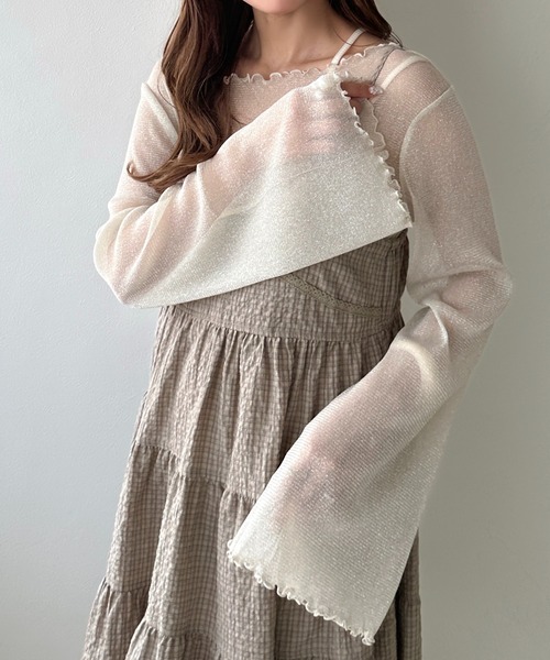 apres jour clair(アプレジュールクレア)の「【apres jour clair】フレアスリーブラメシアーインナー(Tシャツ/カットソー・レディース・アイボリー/ブラック/ピンクベージュ・フリー/X-LARGE)」の5枚目の写真