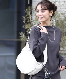 Ehre style（エーレスタイル）の「旅ショルダーバッグ　・肩こり無し・軽くて大容量・シンプルデザイン（ショルダーバッグ）」