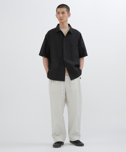 MHL.（エムエイチエル）の「FADED LINEN COTTON PLAINWEAVE（シャツ/ブラウス・メンズ・ブラック/ベージュ・LARGE/MEDIUM/SMALL）」の5枚目の写真