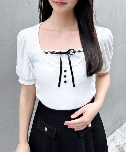 INGNI（イング）の「レイヤード風リブリボントップス（Tシャツ/カットソー・レディース・オフホワイト/グレー/ホワイト系/ブラック・M）」の13枚目の写真