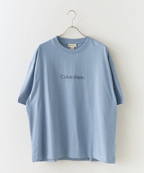 Calvin Klein（カルバン・クライン）の「Calvin Klein/カルバンクライン SS RLXD STANDARD LOGO CREWNK TEE Tシャツ 秋服 冬服（Tシャツ/カットソー・メンズ・ブルー/ブラック/ホワイト・S/M/L/XL）」の3枚目の写真